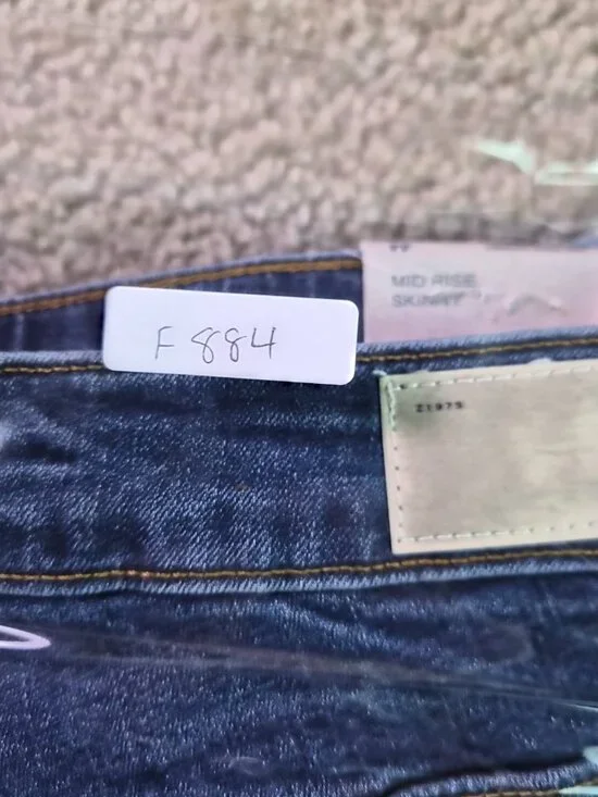 ZARA Basic Z1975 Women’s Blue  Mid Rise Skinny Jeans Size 12 Pearl Raw Hem F884 - Picture 12 of 12